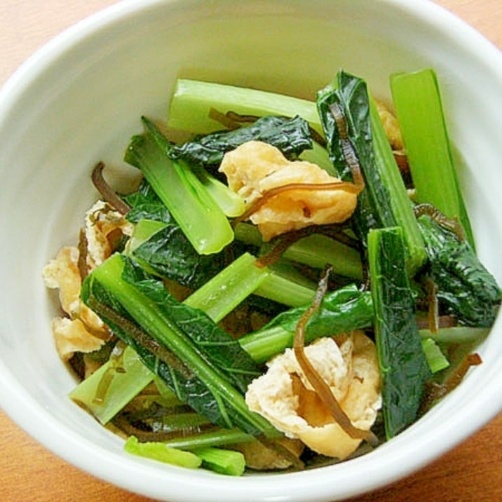 味付けは塩こんぶ 小松菜のおばんざい 油揚げ レシピ 作り方 By ジョン リーバス 楽天レシピ